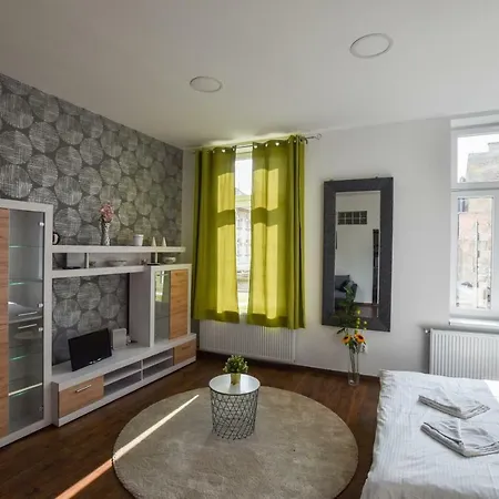 Silver In The City Centre Apartment *